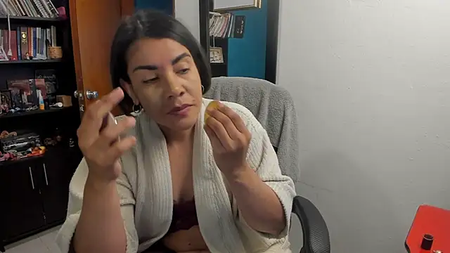 peanut tangerine online show from 03-26-26, 10:07