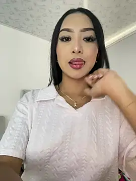 SOPHIACANDY19  online show from 05-31-26, 09:48