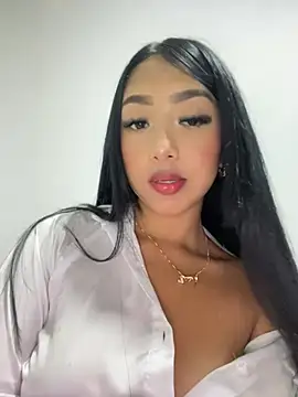 SOPHIACANDY19  online show from 03-18-25, 12:19