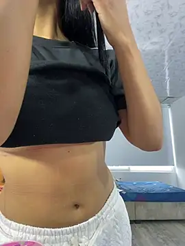 SOPHIACANDY19  online show from 03-29-26, 10:33