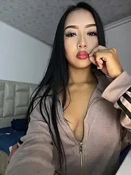 SOPHIACANDY19  online show from 07-01-26, 12:55