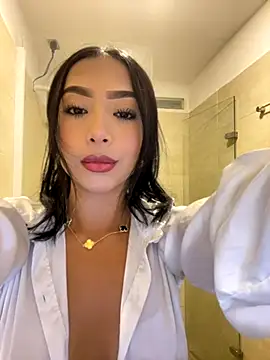 SOPHIACANDY19  online show from 11-12-25, 10:24