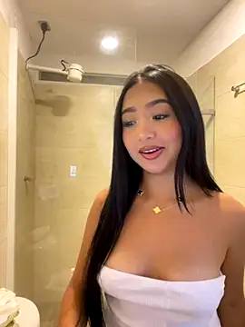 SOPHIACANDY19  online show from 11-07-25, 09:52