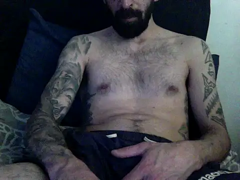Snapshot of gaita2 chatting on 10-21-25, 07:35 gaita2 online show from 10-21-25, 07:35