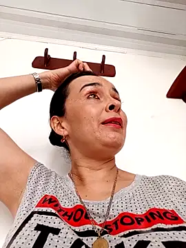 Samantha Sullivan  online show from 09-22-25, 02:34