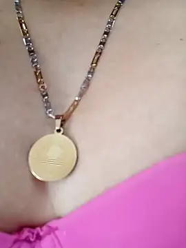 Samantha Sullivan  online show from 10-05-25, 04:31