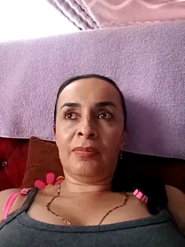 Samantha Sullivan  online show from 10-04-25, 09:27