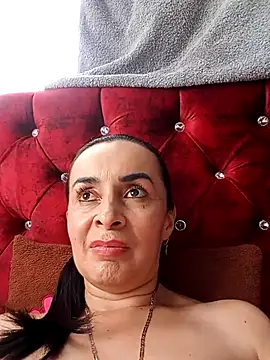 Samantha Sullivan  online show from 09-10-25, 04:17