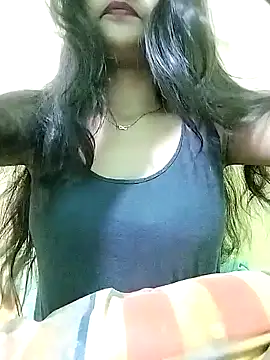 MISSQUEEN48 online show from 01-07-25, 03:02