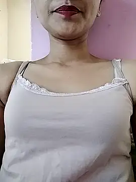 MISSQUEEN48 online show from 04-05-26, 07:26