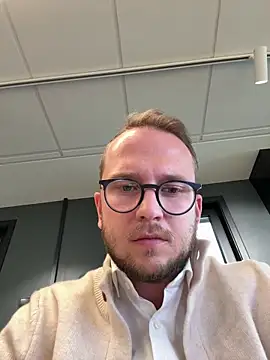 thehornyguy97 online show from 05-09-26, 11:13