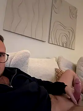 Snapshot of thehornyguy97 chatting on 01-06-26, 05:28 thehornyguy97 online show from 01-06-26, 05:28