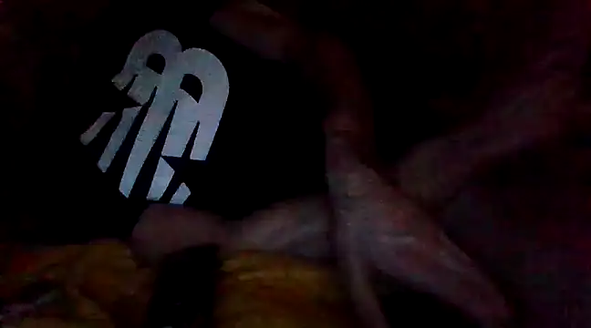 Snapshot of Vicktore007 chatting on 12-28-24, 11:37 Vicktore007 online show from 12-28-24, 11:37