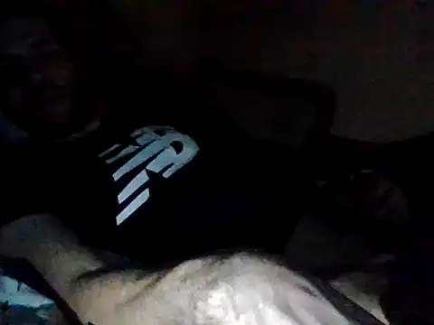 Snapshot of Vicktore007 chatting on 10-31-25, 05:31 Vicktore007 online show from 10-31-25, 05:31