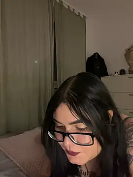 Snapshot of alexaandreea99 chatting on 12-15-24, 10:04 alexaandreea99 online show from 12-15-24, 10:04