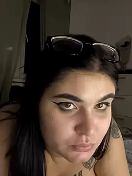 Snapshot of alexaandreea99 chatting on 01-28-25, 01:50 alexaandreea99 online show from 01-28-25, 01:50