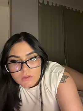 Snapshot of alexaandreea99 chatting on 12-08-24, 10:03 alexaandreea99 online show from 12-08-24, 10:03