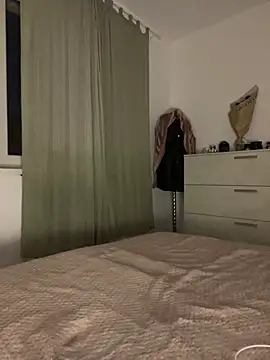 Snapshot of alexaandreea99 chatting on 12-15-24, 01:02 alexaandreea99 online show from 12-15-24, 01:02