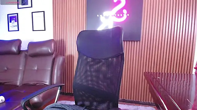 Snapshot of Candy_sr chatting on 02-27-25, 05:26 Candy sr online show from 02-27-25, 05:26