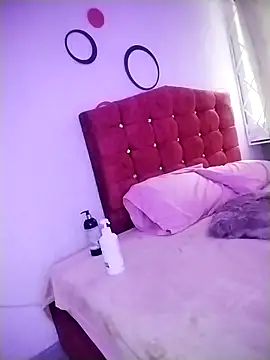 Snapshot of Alann_sr chatting on 03-20-25, 07:04 Alann sr online show from 03-20-25, 07:04