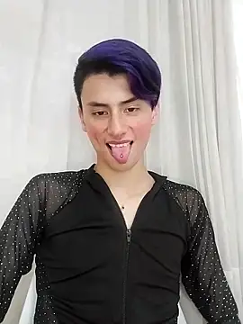 Snapshot of Alann_sr chatting on 02-18-25, 08:03 Alann sr online show from 02-18-25, 08:03