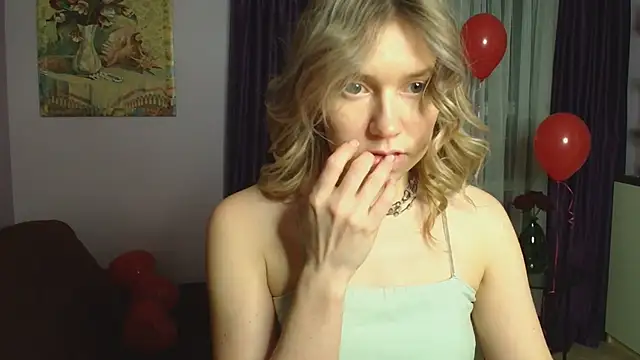 Snapshot of TaylorBre chatting on 02-12-25, 03:49 TaylorBre online show from 02-12-25, 03:49