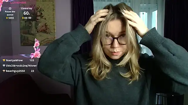 Snapshot of TaylorBre chatting on 01-21-25, 09:03 TaylorBre online show from 01-21-25, 09:03