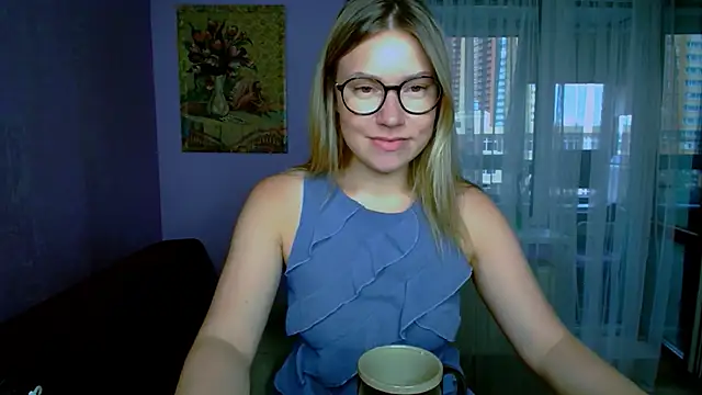 Snapshot of TaylorBre chatting on 09-10-25, 04:55 TaylorBre online show from 09-10-25, 04:55