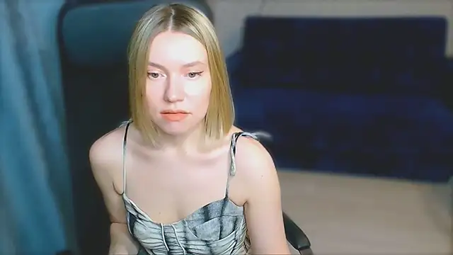 TaylorBre online show from 03-28-26, 06:47