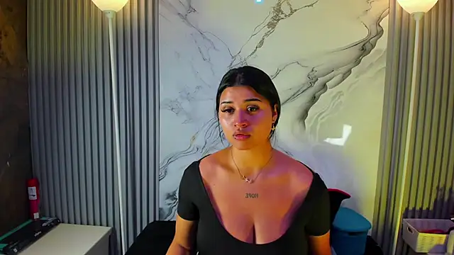 venusowen  online show from 06-20-26, 02:22
