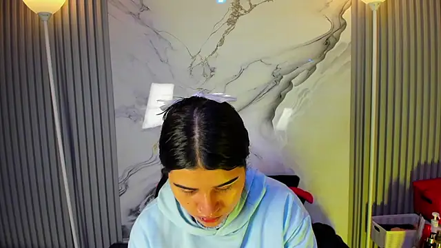 Snapshot of venusowen_ chatting on 04-02-26, 01:07 venusowen online show from 04-02-26, 01:07