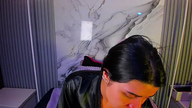 Snapshot of venusowen_ chatting on 03-14-26, 01:06 venusowen online show from 03-14-26, 01:06