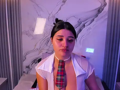 Snapshot of venusowen_ chatting on 02-20-26, 01:24 venusowen online show from 02-20-26, 01:24