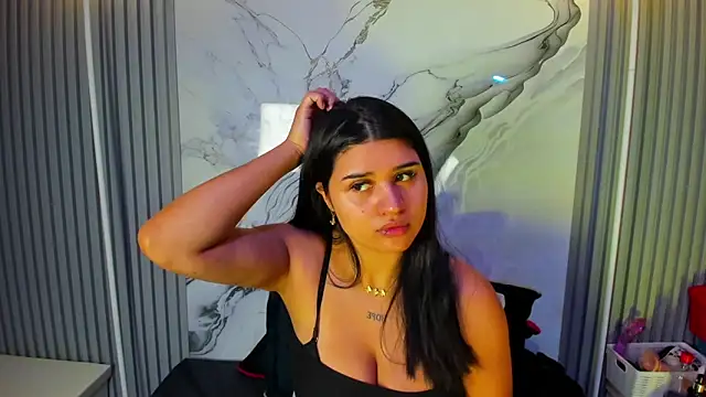 Snapshot of venusowen_ chatting on 04-11-26, 01:59 venusowen online show from 04-11-26, 01:59