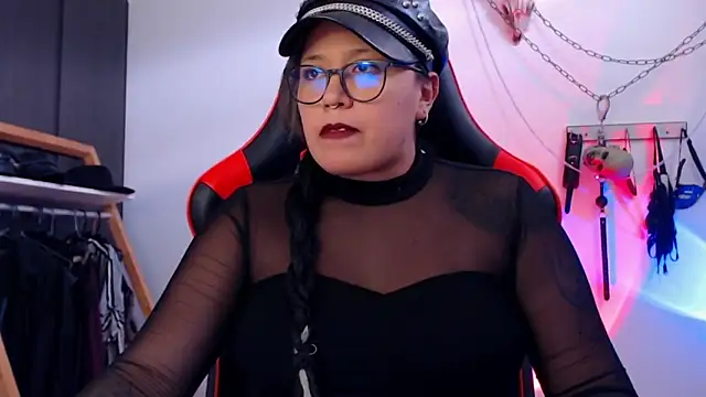 LilithSharon online show from 10-04-25, 04:52