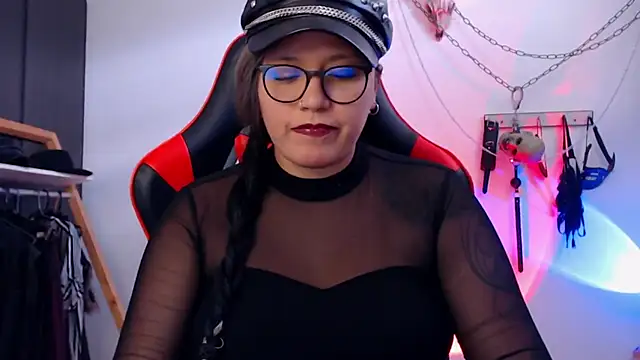 LilithSharon online show from 10-16-25, 05:10