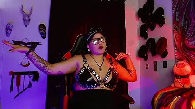 LilithSharon online show from 02-05-26, 04:47