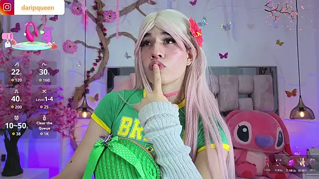 Snapshot of DaripQueen chatting on 04-09-26, 02:45 DaripQueen online show from 04-09-26, 02:45