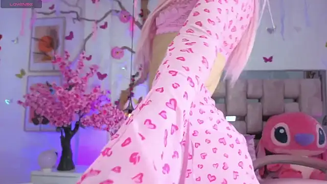 Snapshot of DaripQueen chatting on 04-08-26, 01:23 DaripQueen online show from 04-08-26, 01:23