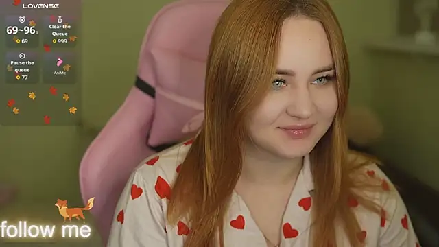 LovelyBell online show from 11-22-25, 03:11