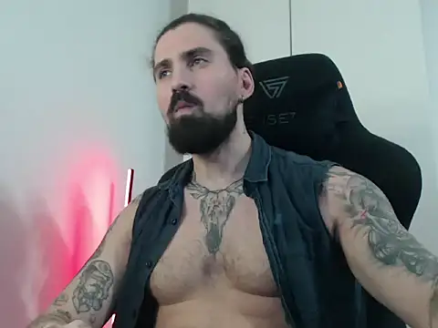 MateoHunk online show from 12-04-25, 02:05