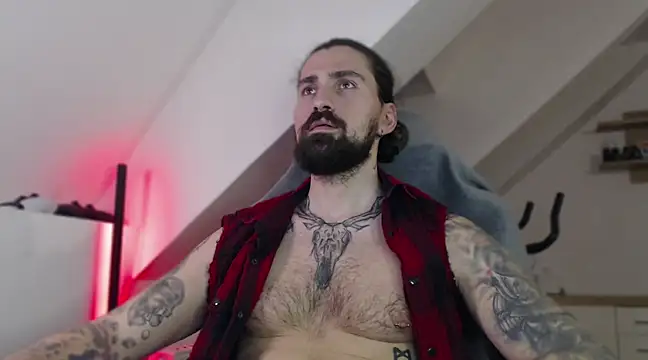 MateoHunk online show from 01-25-25, 04:46