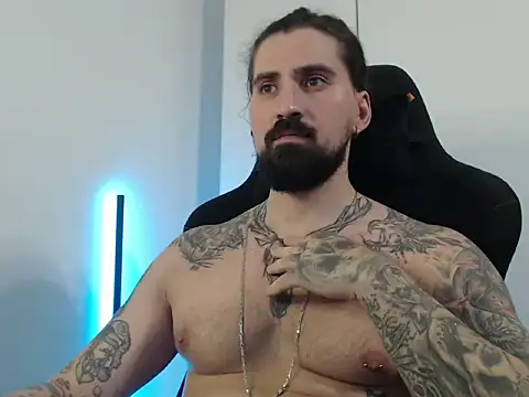 MateoHunk online show from 10-27-25, 05:58