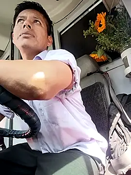 alexchir4 online show from 03-18-26, 07:15