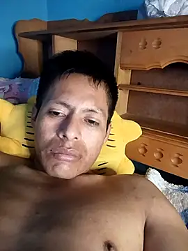 Snapshot of alexchir4 chatting on 09-14-25, 04:29 alexchir4 online show from 09-14-25, 04:29