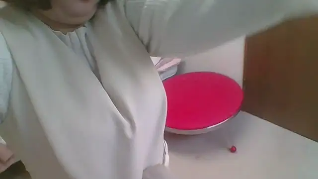 Snapshot of SAKU-RA-chan chatting on 03-01-26, 06:35 SAKU-RA-chan online show from 03-01-26, 06:35