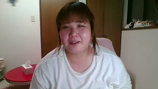 Snapshot of SAKU-RA-chan chatting on 02-06-26, 12:34 SAKU-RA-chan online show from 02-06-26, 12:34