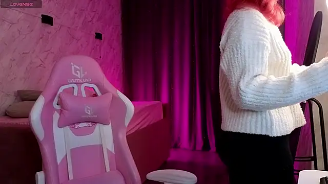 Kira yoon online show from 12-02-25, 12:22