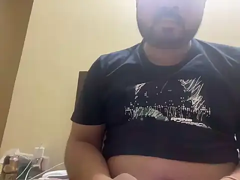 coolboy6566 online show from 10-13-25, 06:53