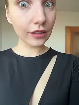 Sofia Poly online show from 02-22-25, 09:37